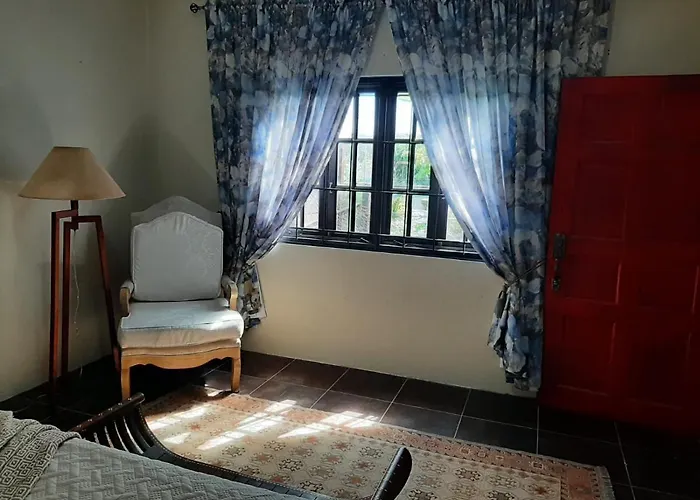 Hidden Gem @ White River - Secluded Retreat For Two 3* Ocho Ríos